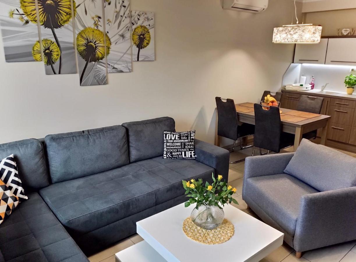 Holiday Apartman Sárvár Buitenkant foto