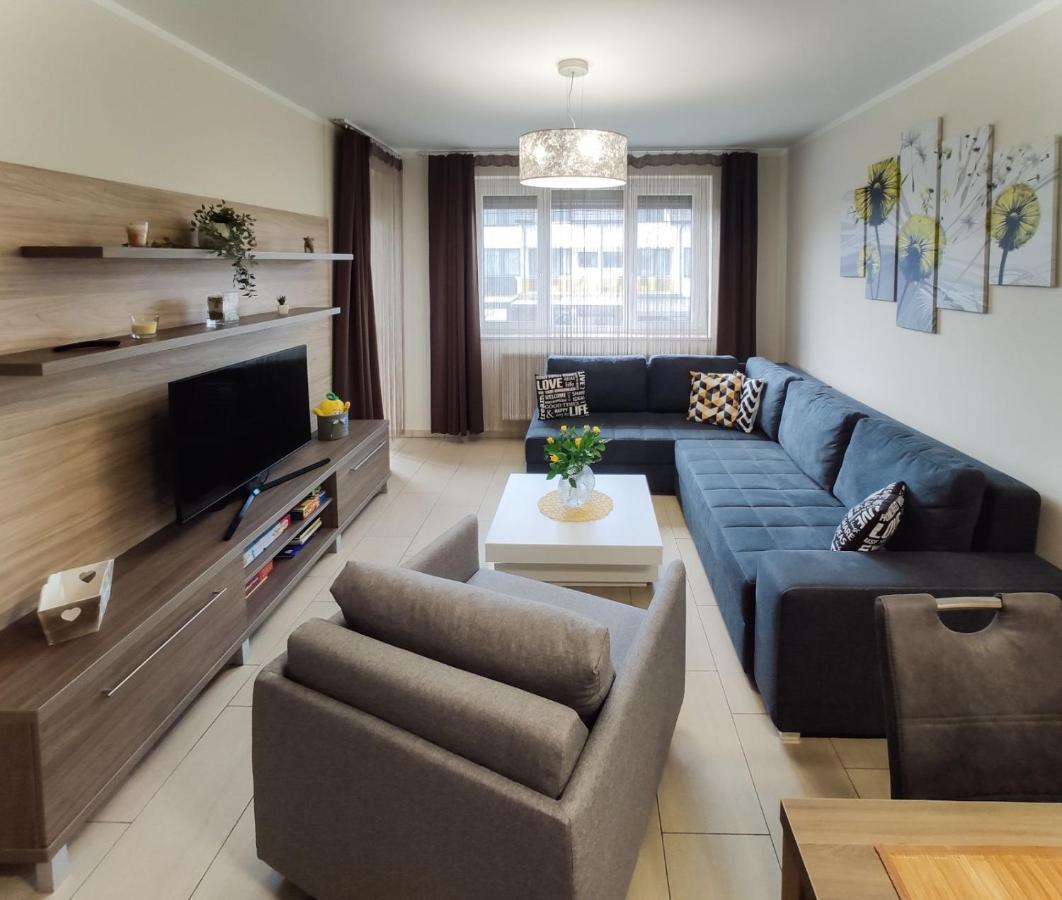 Holiday Apartman Sárvár Buitenkant foto