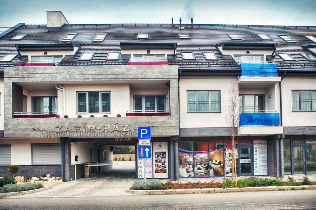Holiday Apartman Sárvár Buitenkant foto